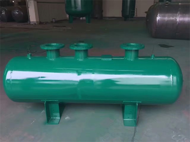 1679991473376569.jpeg 仪征仪征仪征蒸汽分气缸1.jpeg